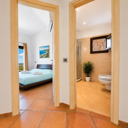 Marina Three-bedroom House With Pool Prázdninový dům Porto Cervo
