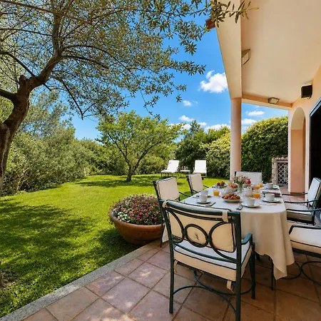 Marina Three-bedroom House With Pool Porto Cervo