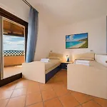 Smeralda Nyaraló Porto Cervo